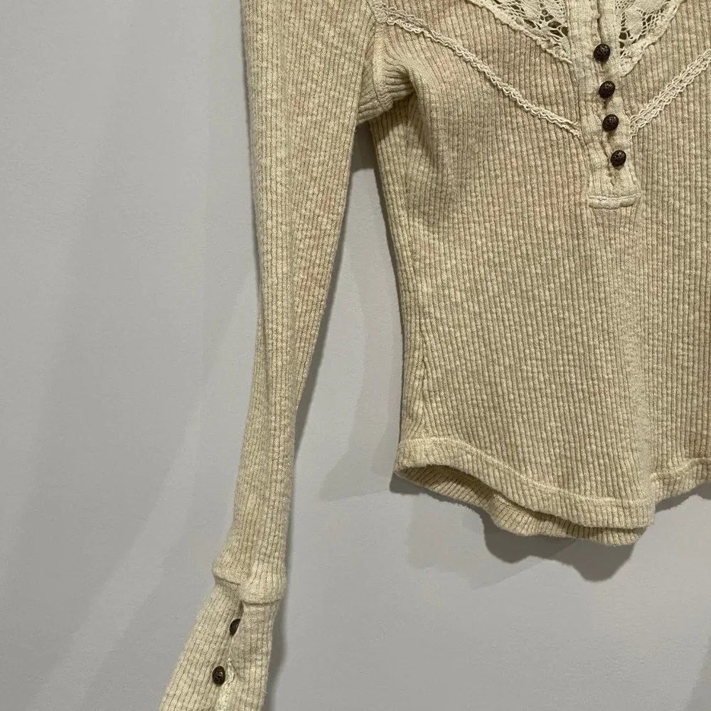 Free People Women's Cream Woman Long Sleeve Top Size XS